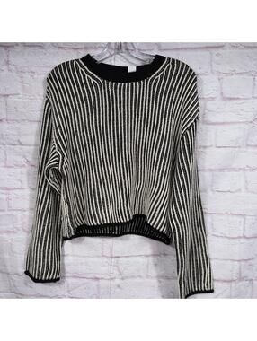 H&M Divided XS Black and White Striped Sweater